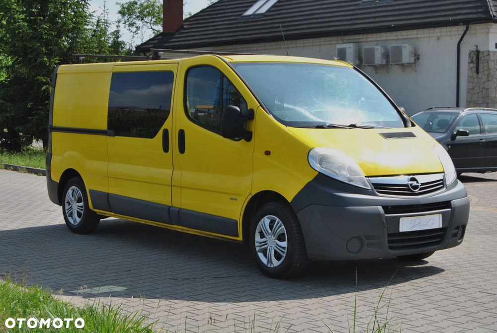 Opel Vivaro - 2