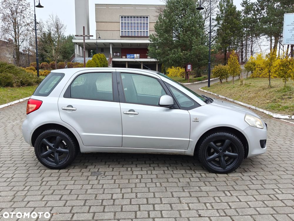 Suzuki SX4 - 9