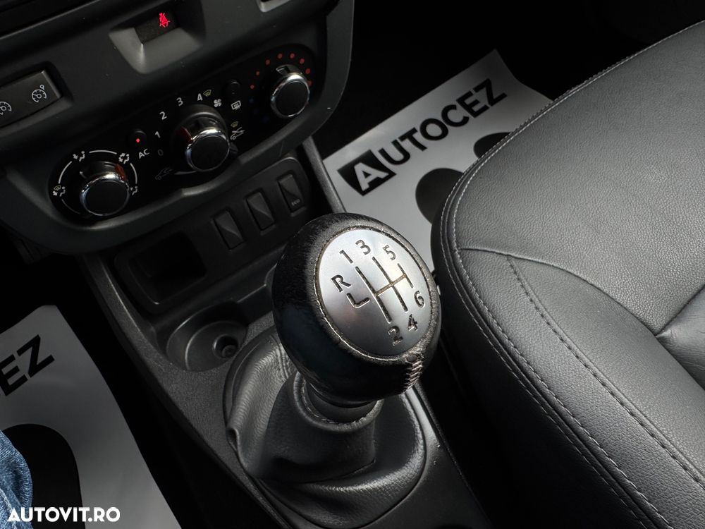 Dacia Duster dCi 110 FAP 4x2 Laureate - 15