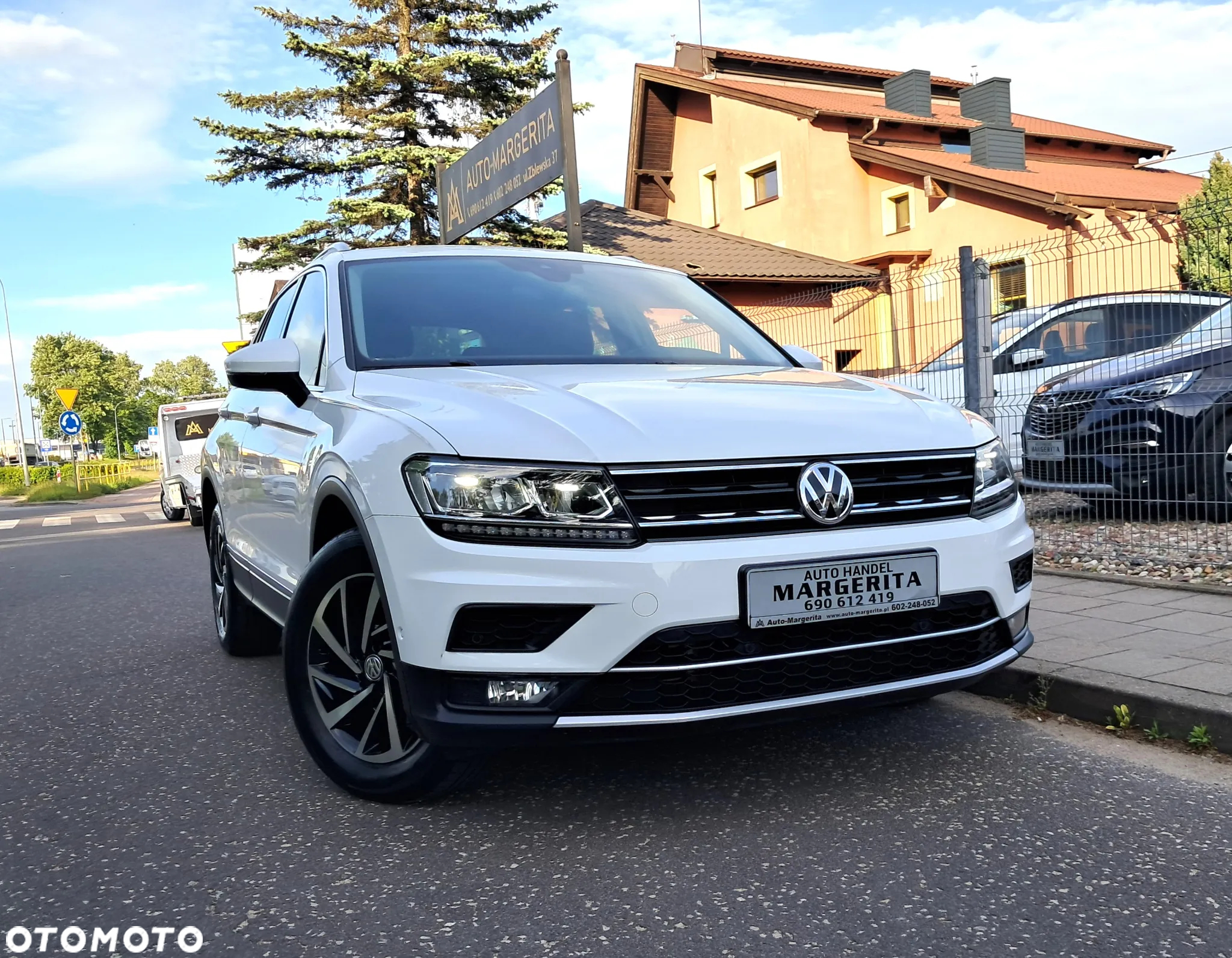 Volkswagen Tiguan - 37