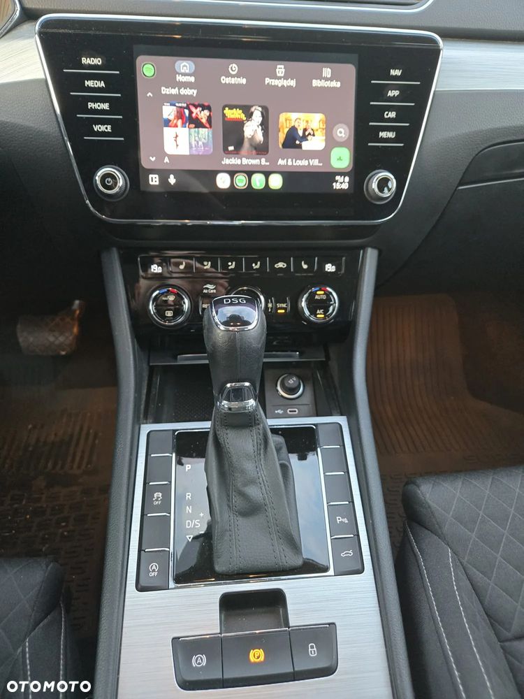 Skoda Superb 2.0 TDI SCR Ambition DSG - 14