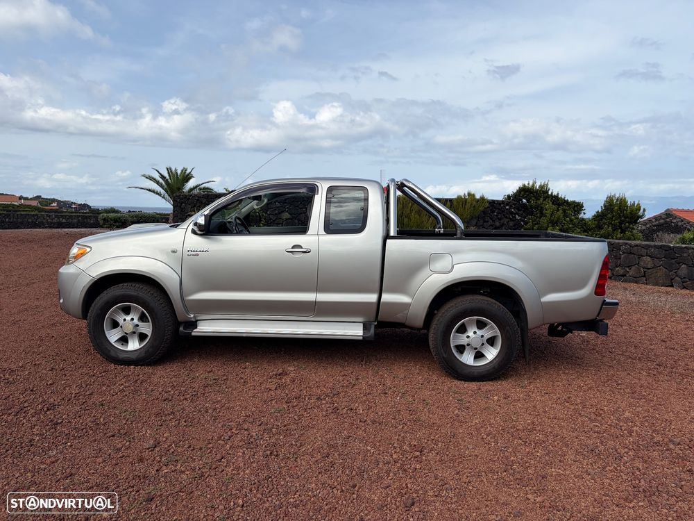 Toyota Hilux 2.5 D-4D Trial - 2