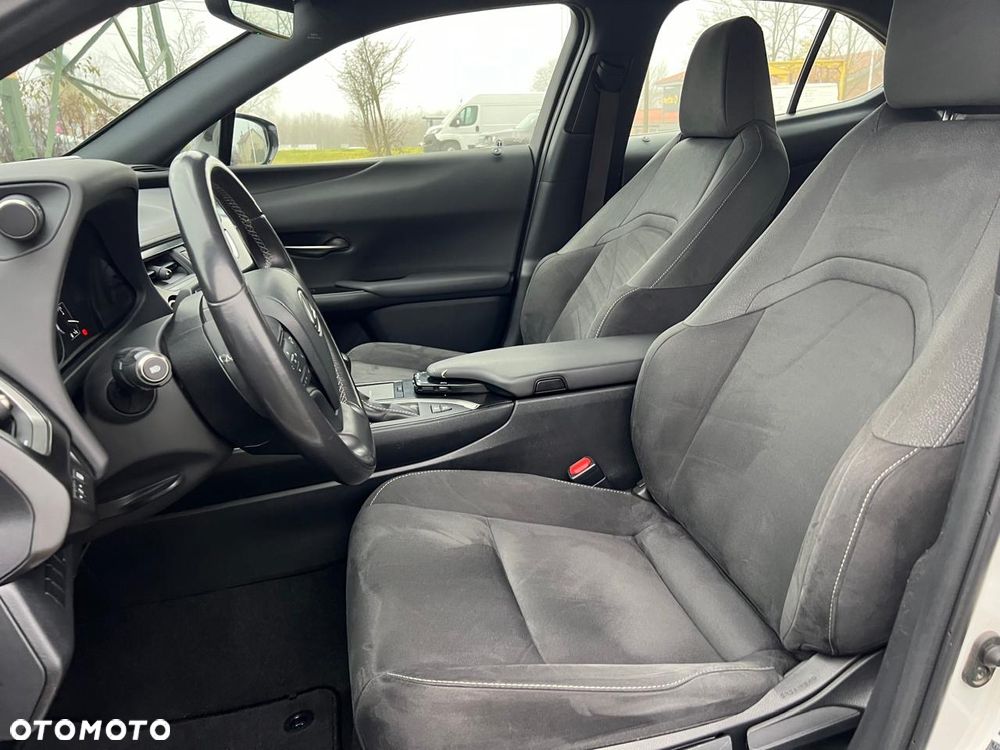 Lexus UX 250h Elegance 2WD - 15