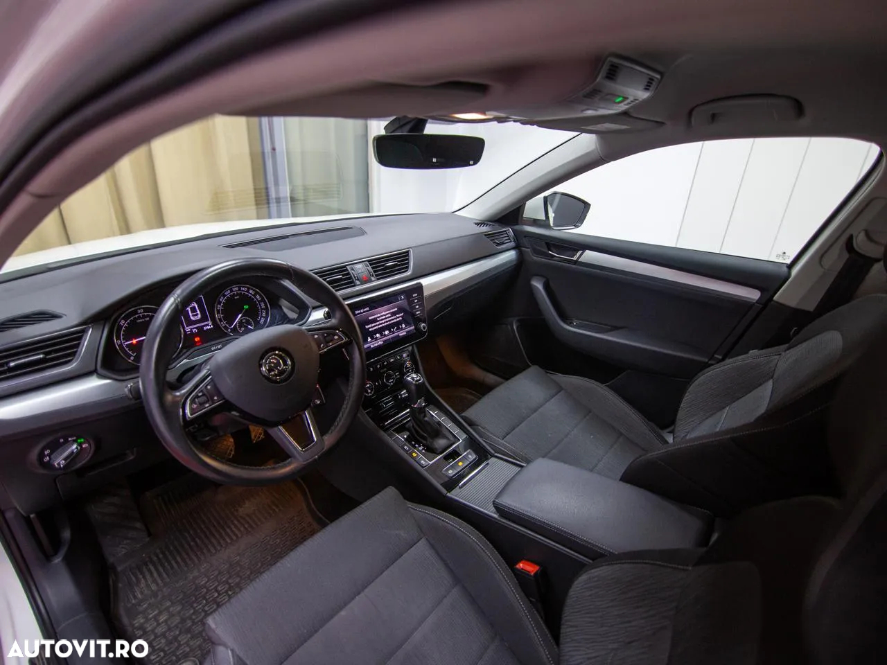 Skoda Superb 2.0 TDI DSG 4X4 Ambition - 6