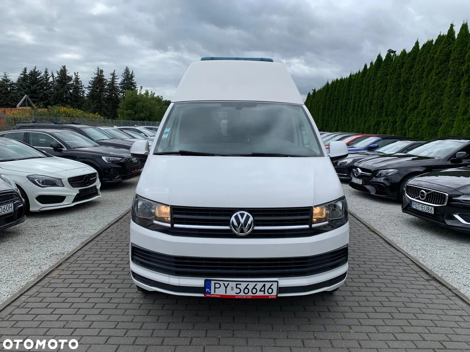 Volkswagen Transporter Caravelle T6.1 DSG Lang Highline - 2