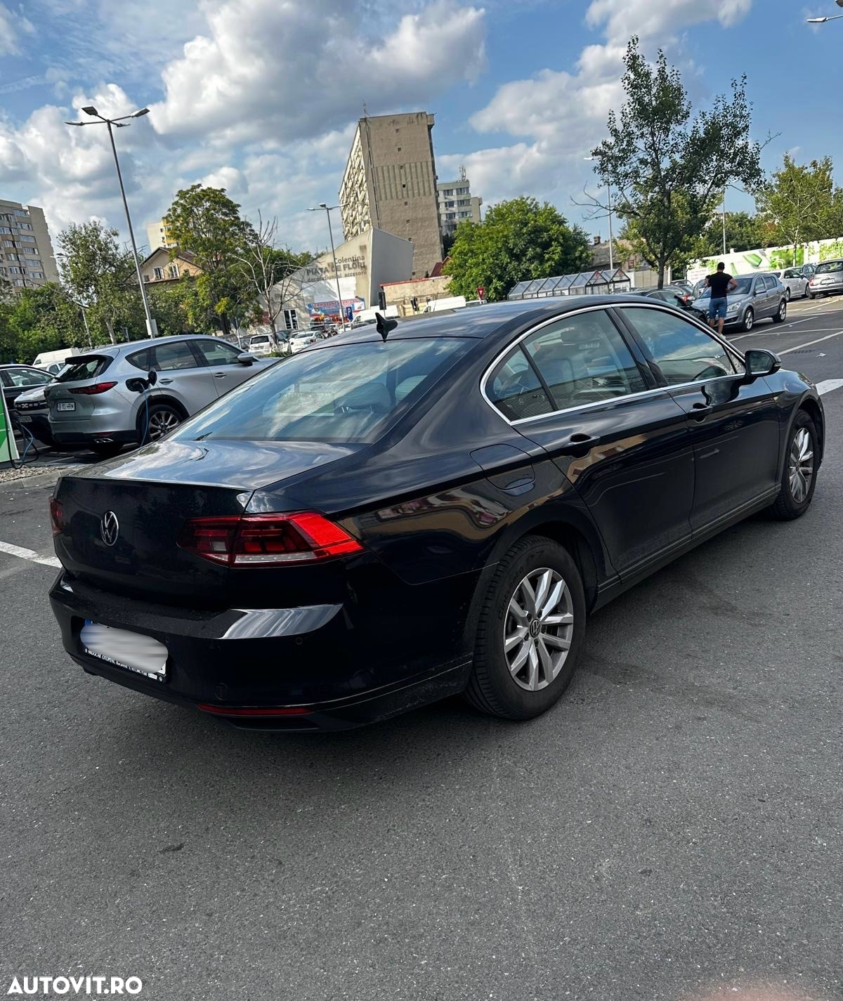 Volkswagen Passat 2.0 TDI DSG Comfortline - 2