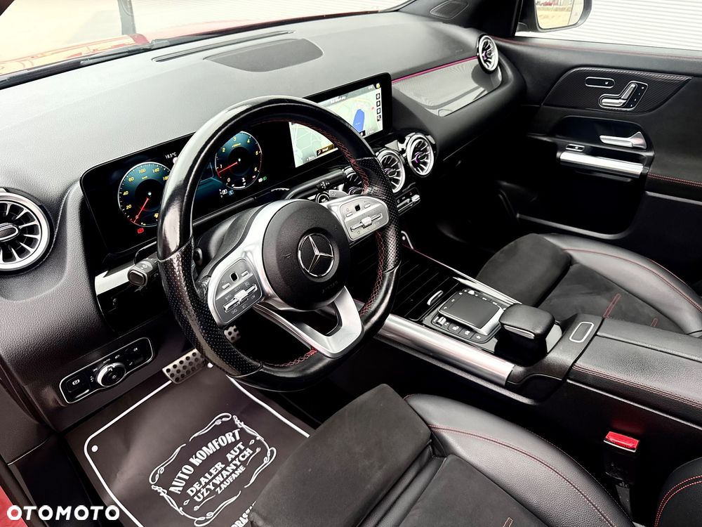 Mercedes-Benz GLB - 22