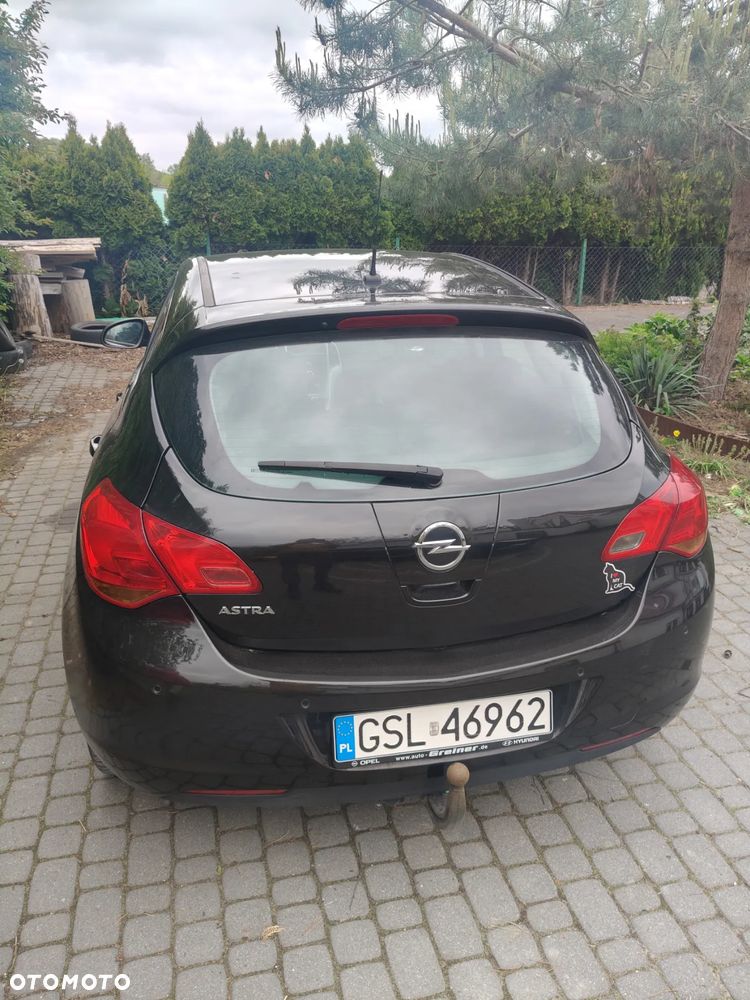 Opel Astra 1.6 Essentia - 13