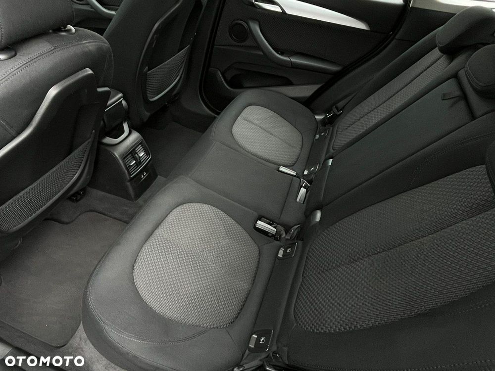 BMW X1 xDrive25e Advantage - 15