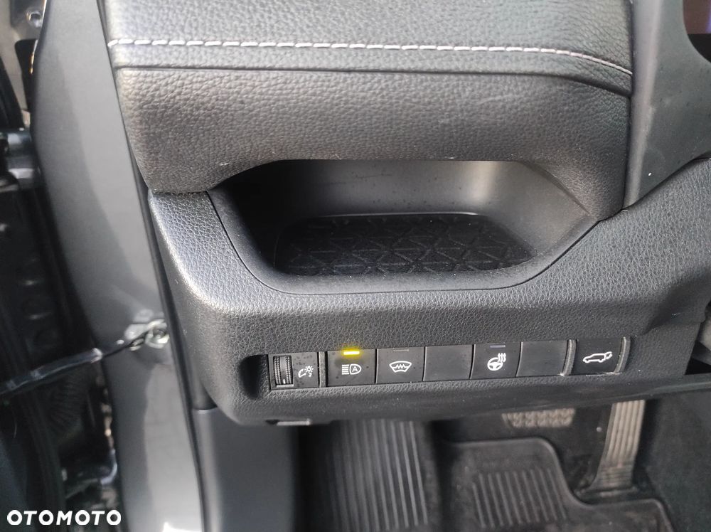 Toyota RAV4 - 16