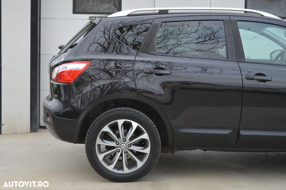 Nissan Qashqai 2.0 4 x 4 tekna - 14