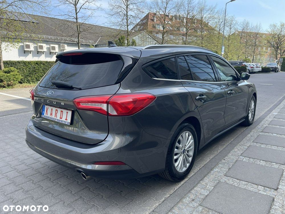 Ford Focus - 6