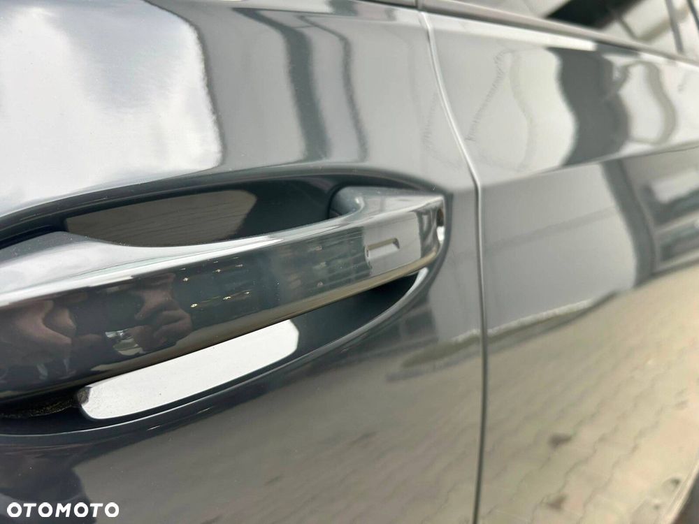 Volkswagen Golf Variant - 9