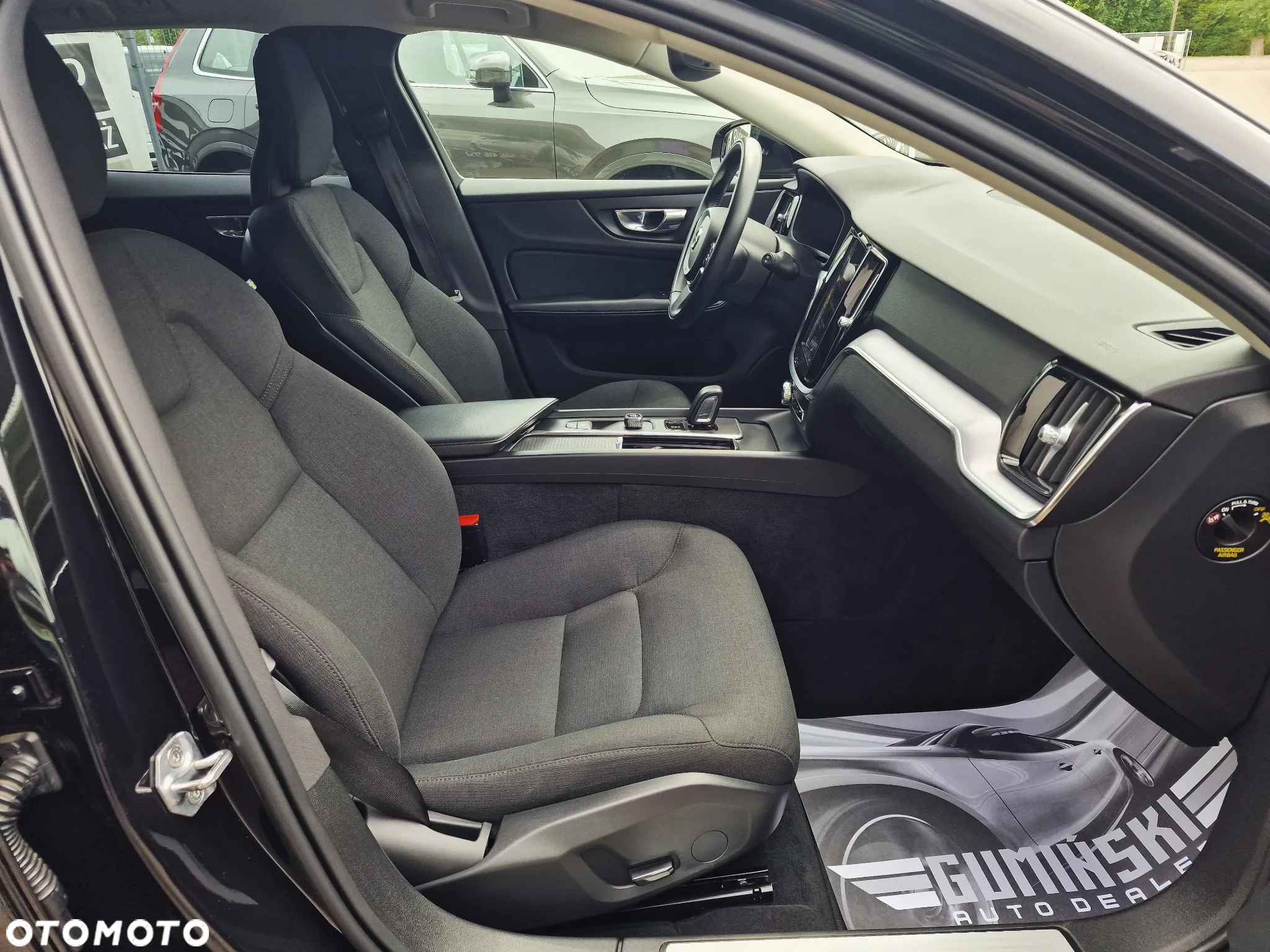 Volvo V60 B3 B Geartronic Momentum Pro - 19