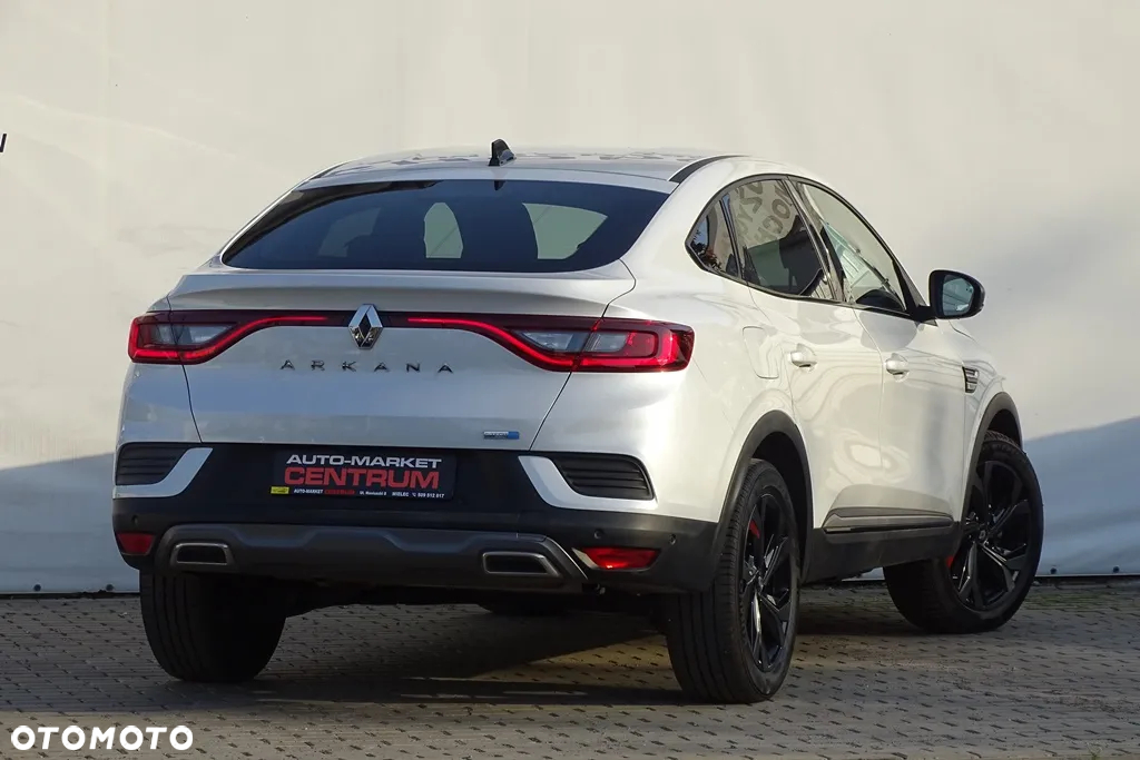 Renault Arkana E-TECH 145 R.S.LINE - 32