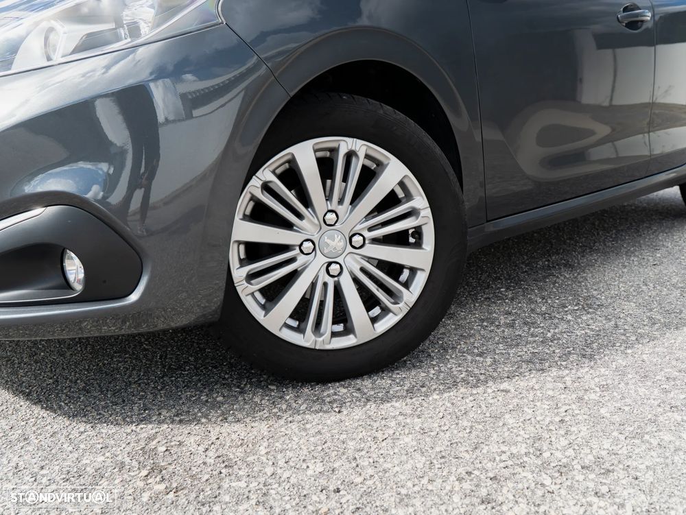 Peugeot 208 1.2 PureTech Style - 8
