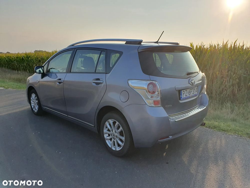 Toyota Verso - 6