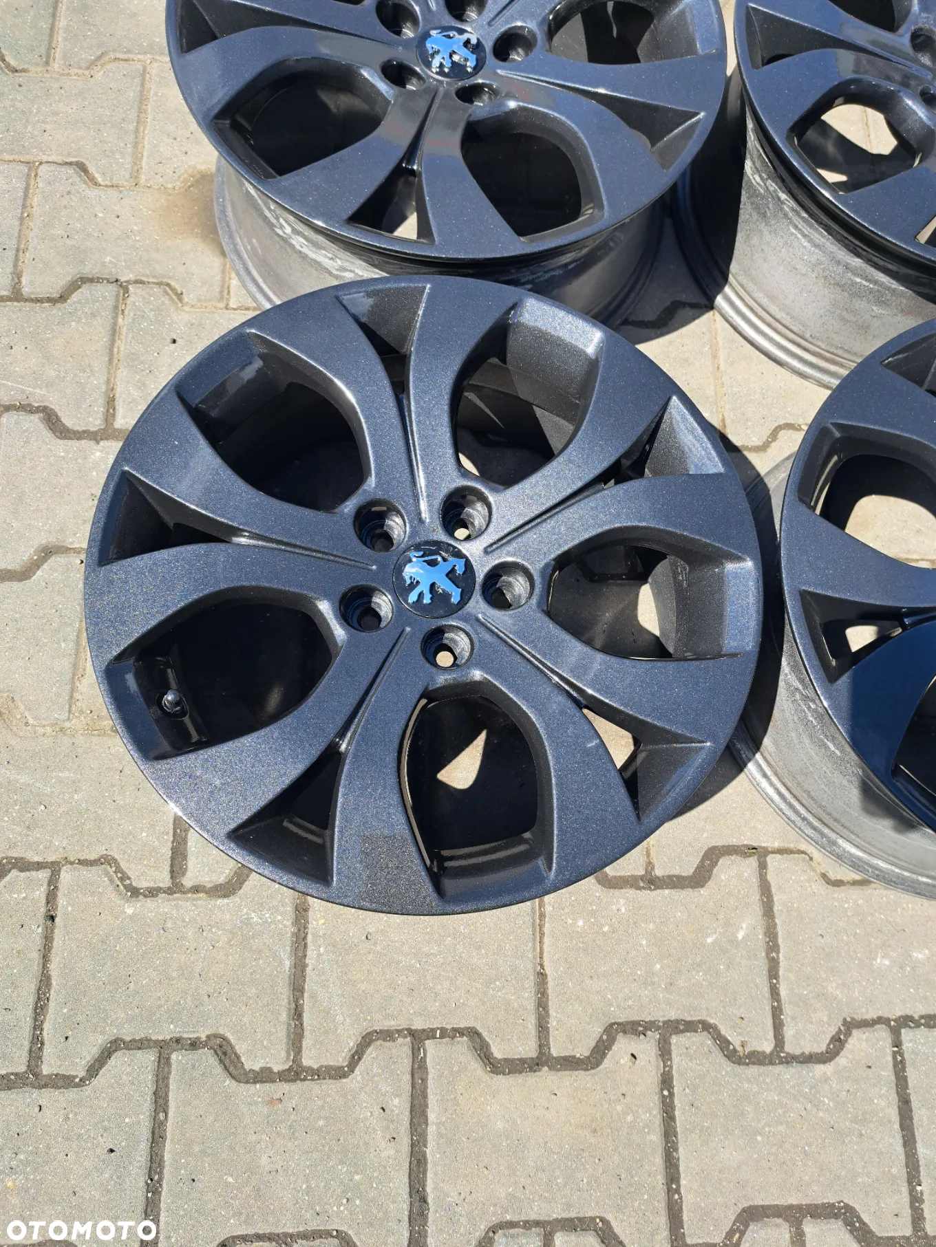 Alufelgi Citroen Peugeot 17 cali 5x108 C4 picasso II 508 I 308 T9 Berlingo IV Partner IV 2018- 2008 II 3008 II 5008 II - 4