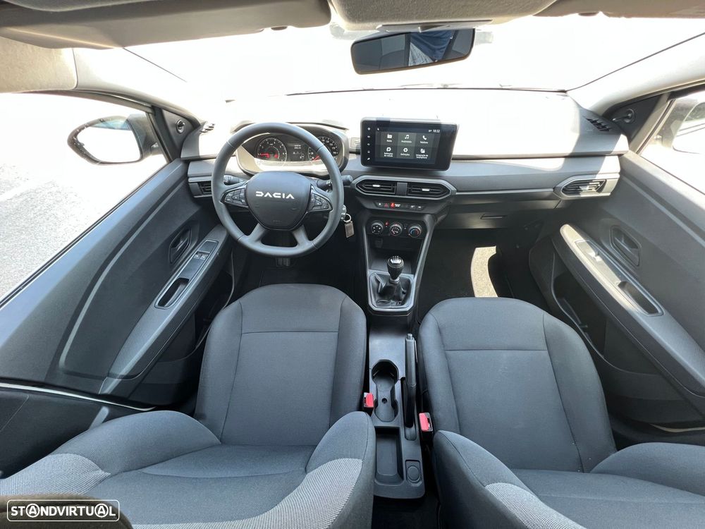 Dacia Sandero - 10