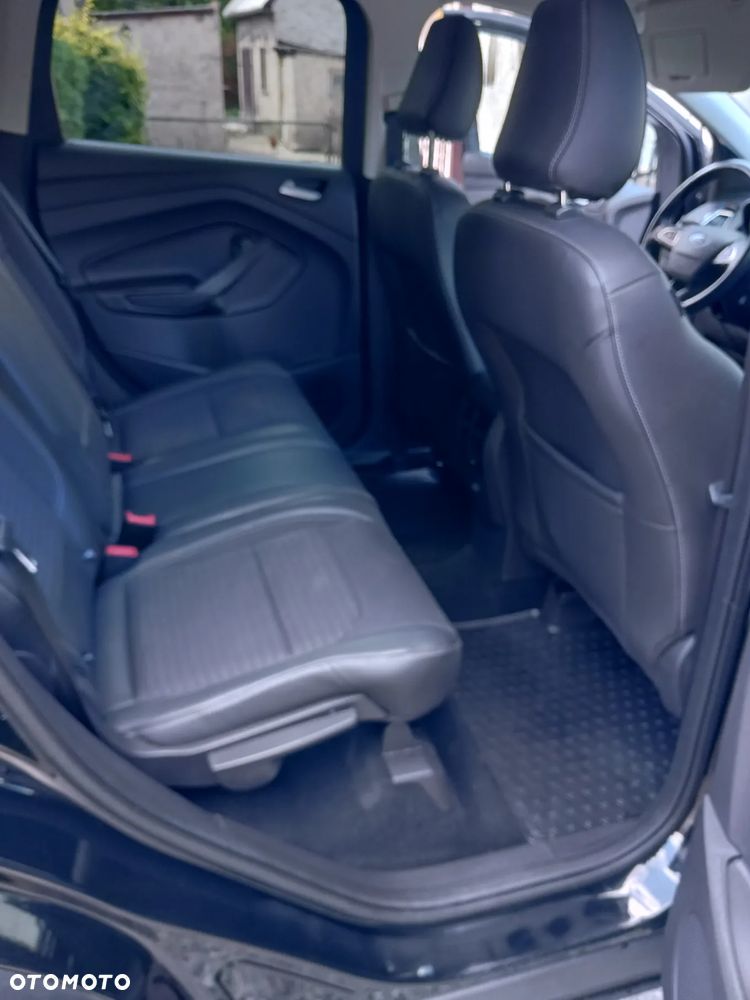 Ford Kuga 2.0 TDCi 4x4 Cool & Connect - 32