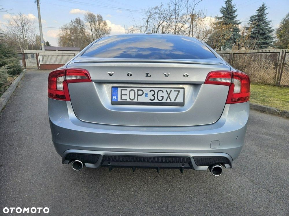 Volvo S60 D2 R-Design Momentum - 26