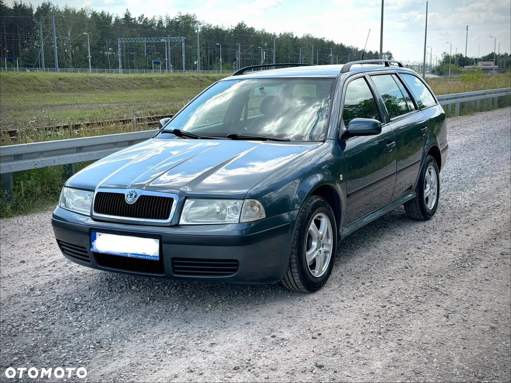 Skoda Octavia 2.0 Combi Ambiente - 1