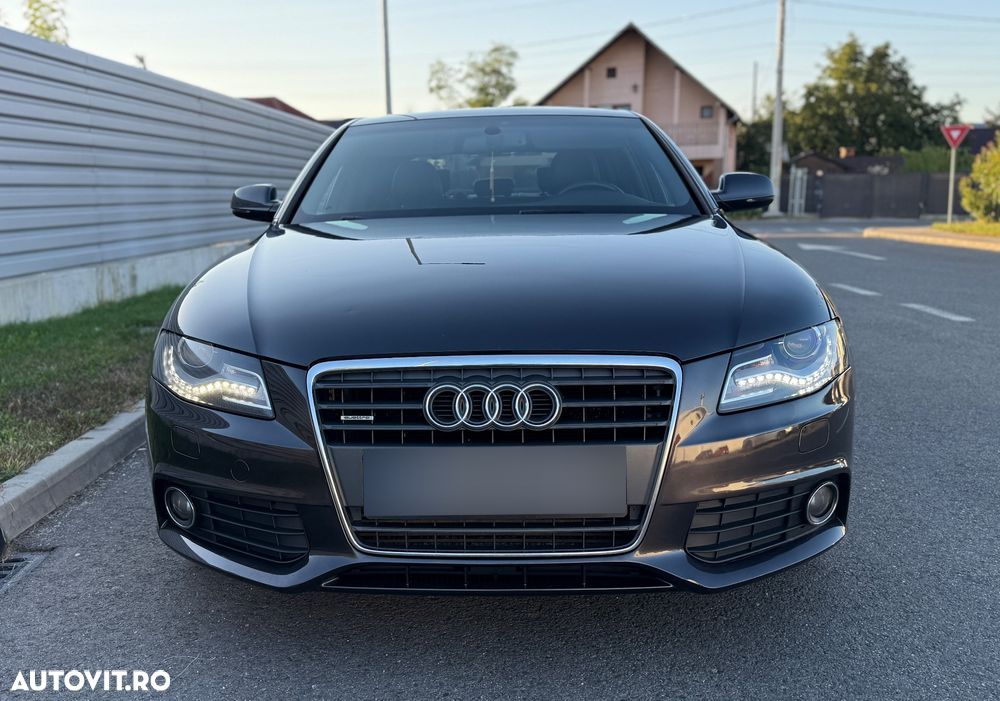 Audi A4 35 TFSI S line - 1