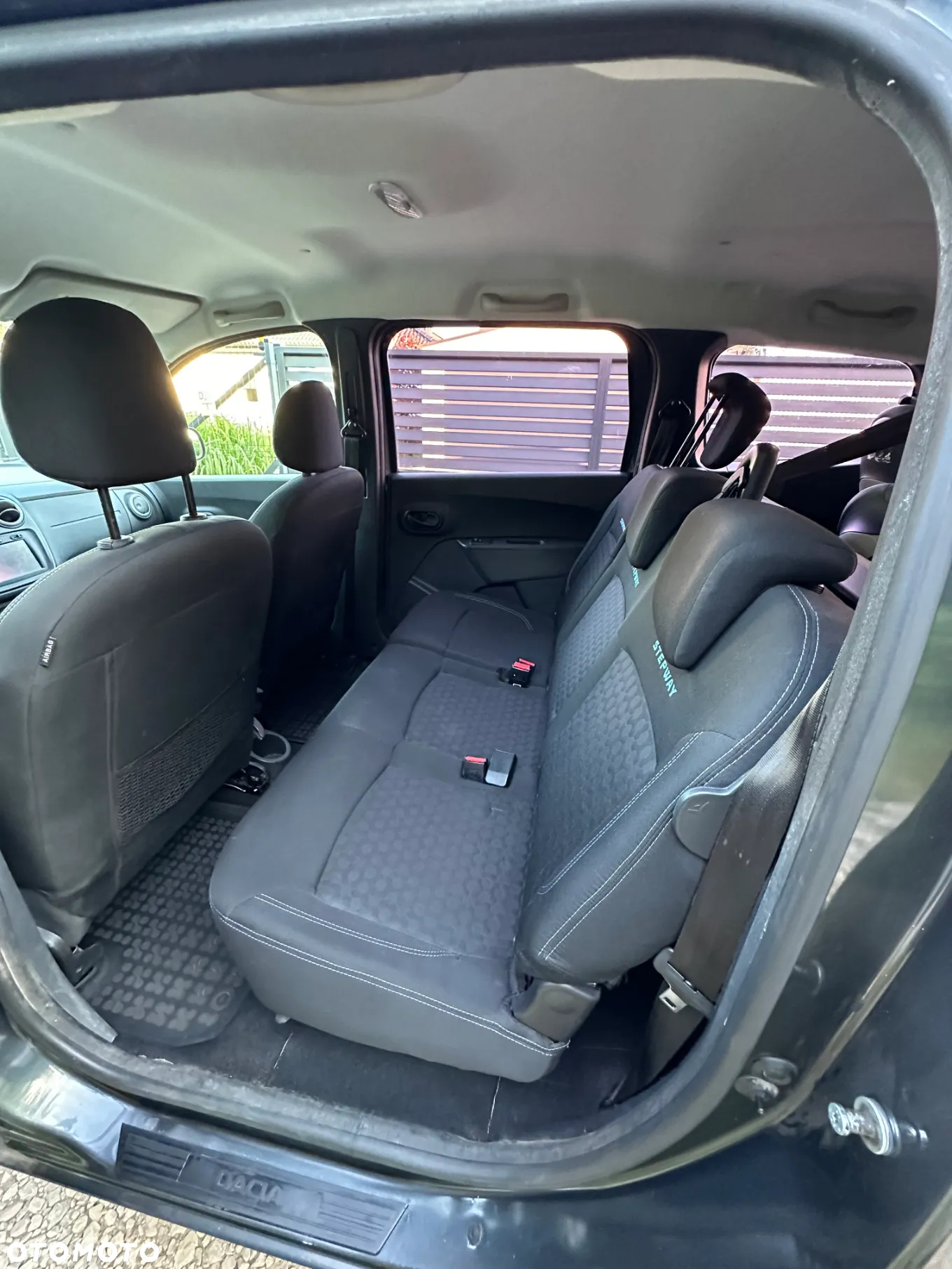 Dacia Lodgy 1.2 TCe Stepway S&S EU6 - 9