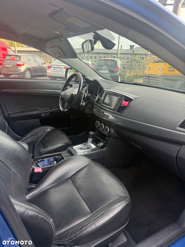 Mitsubishi Lancer - 5