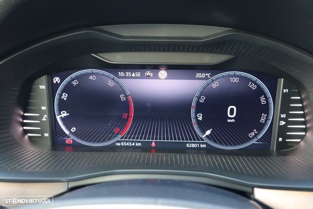 Skoda Kamiq 1.0 TSI Style - 28