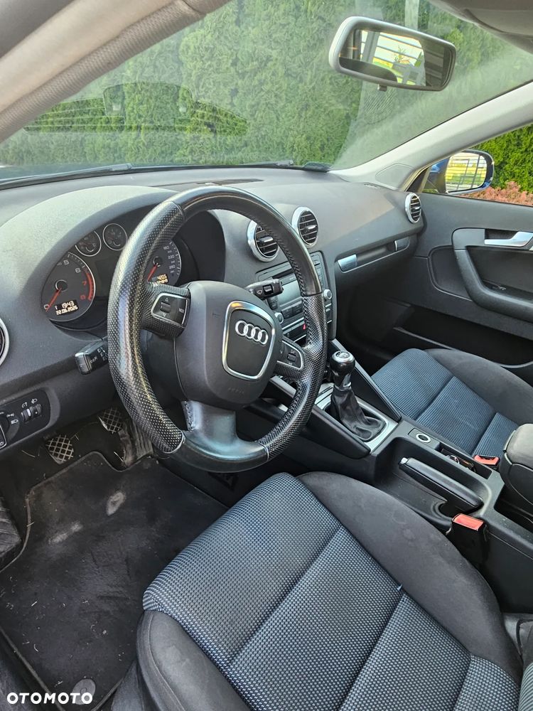 Audi A3 Sportback 2.0 TFSI Attraction - 9