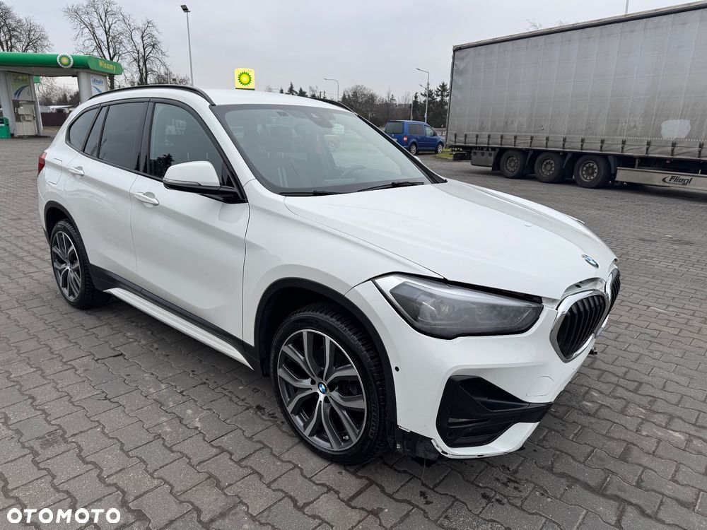 BMW X1 sDrive18d xLine sport - 5