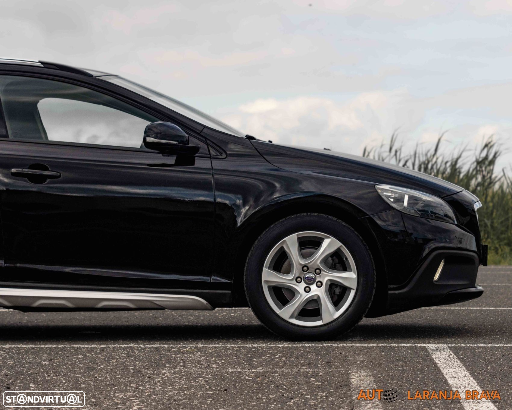 Volvo V40 Cross Country 1.6 D2 Summum - 13