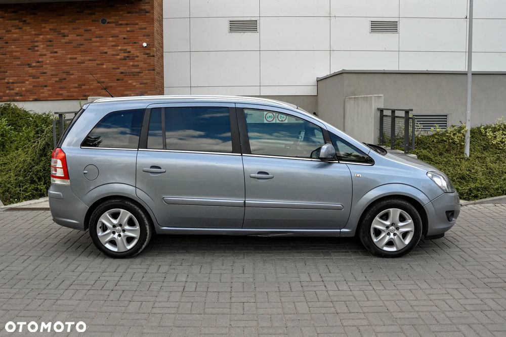 Opel Zafira - 5