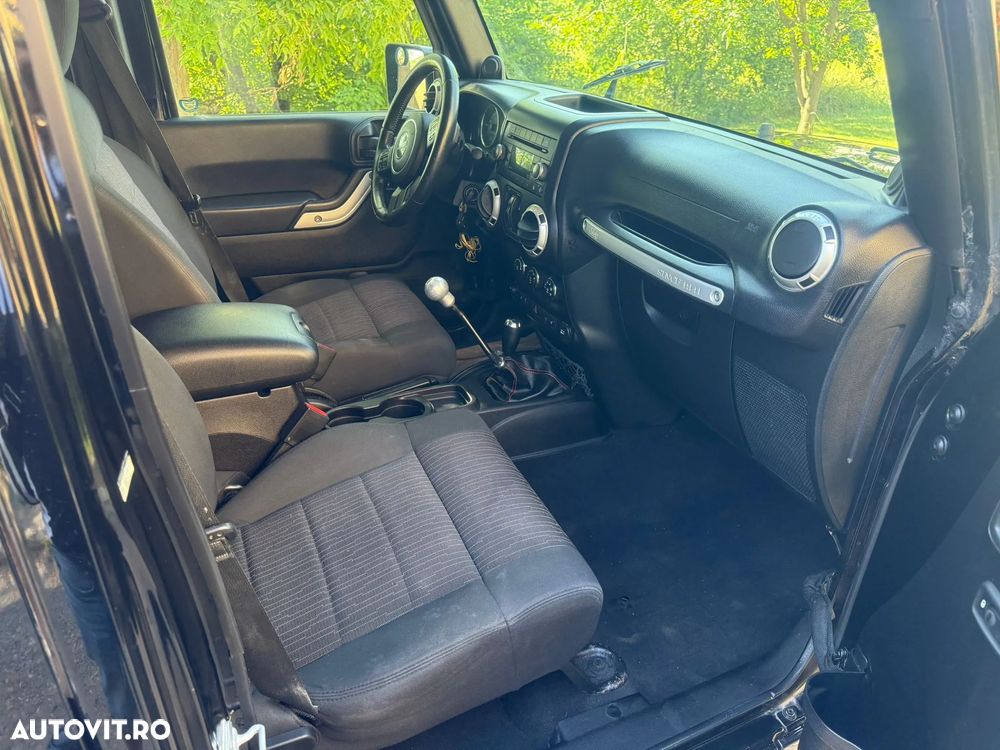 Jeep Wrangler - 7
