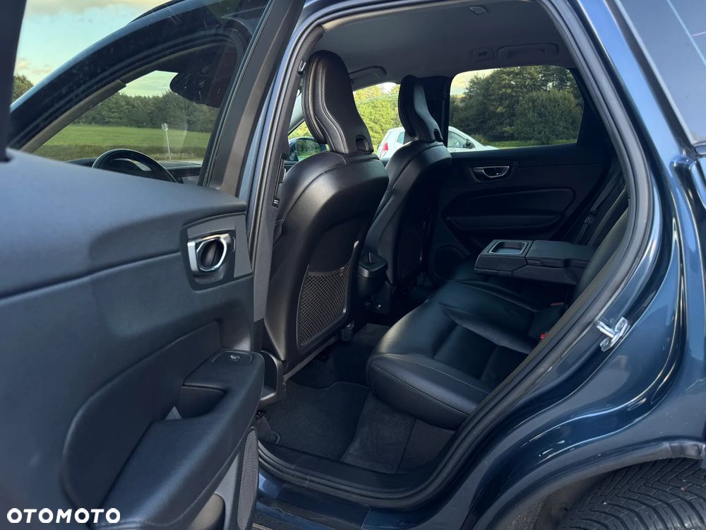 Volvo XC 60 D4 Geartronic Inscription - 16
