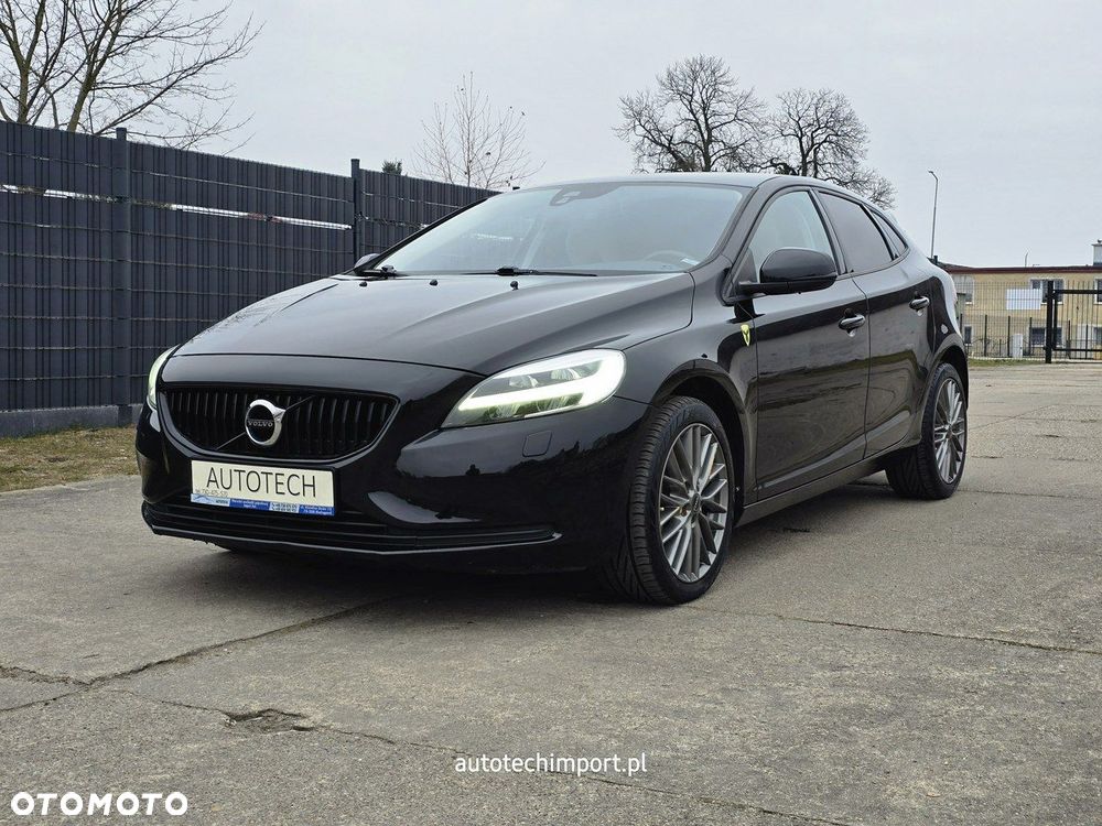 Volvo V40 - 2