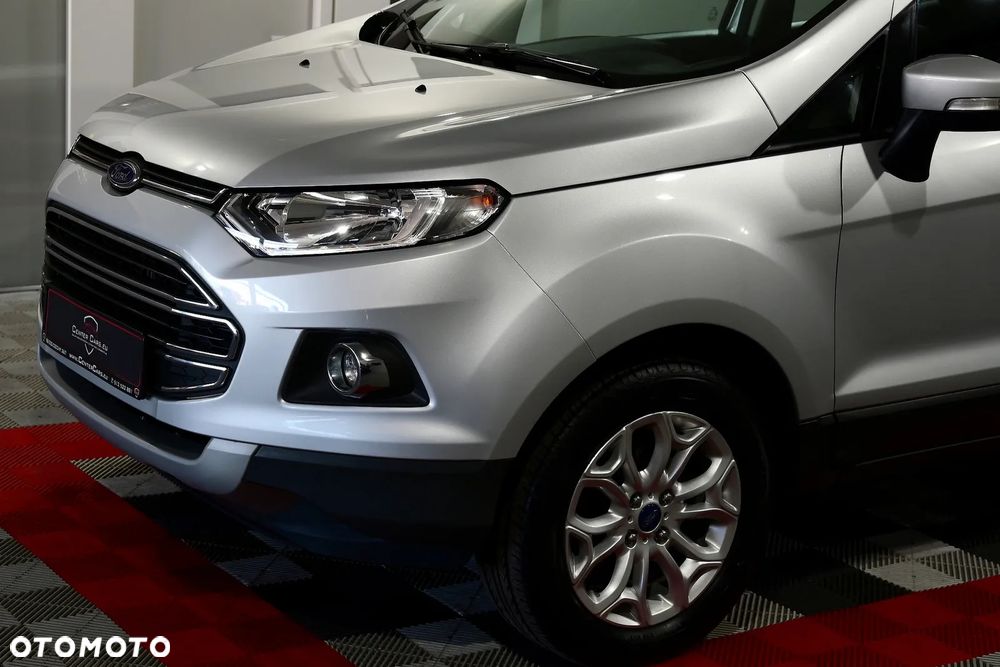 Ford EcoSport 1.0 EcoBoost TITANIUM - 32