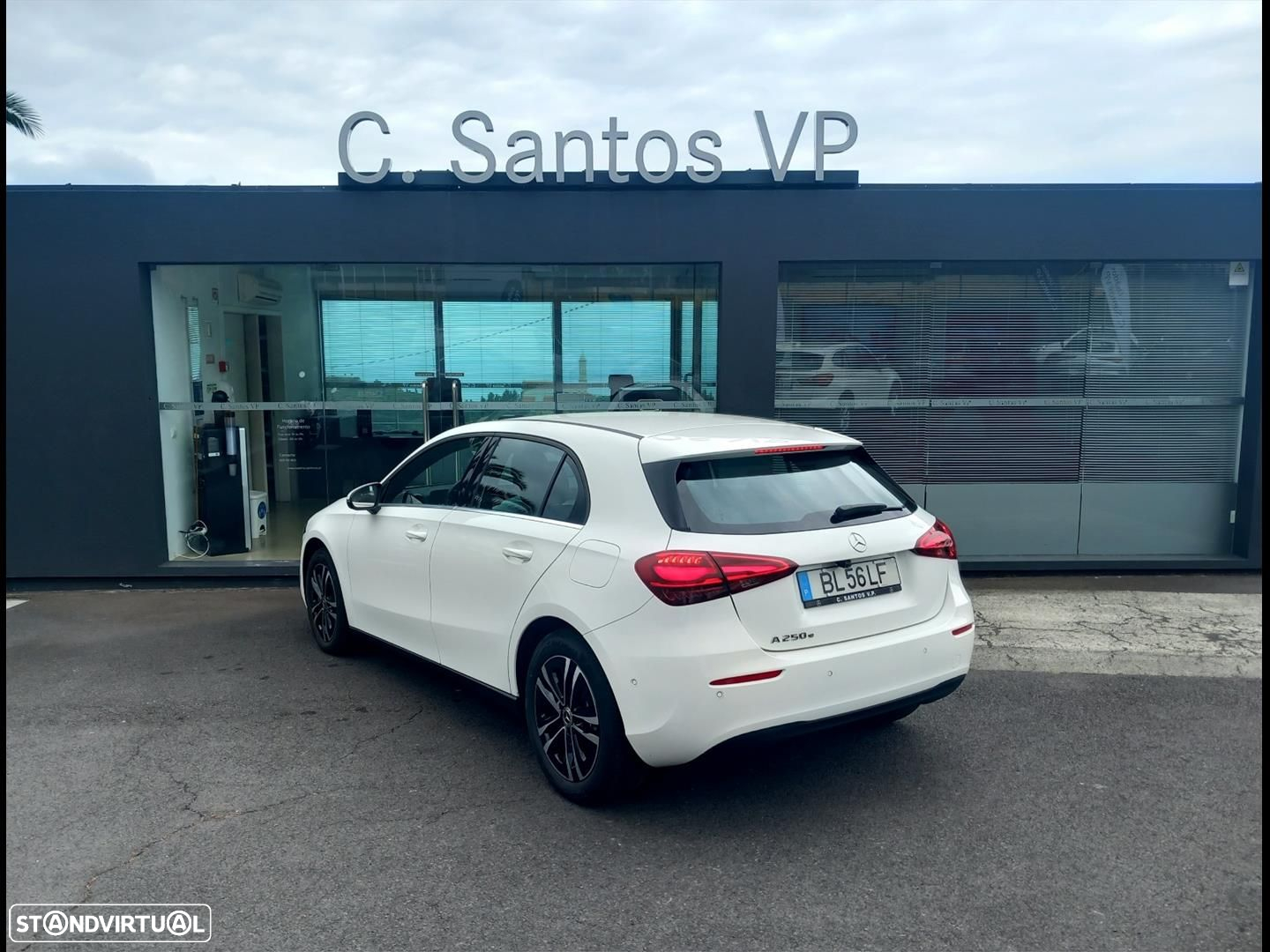 Mercedes-Benz A 250 e - 3
