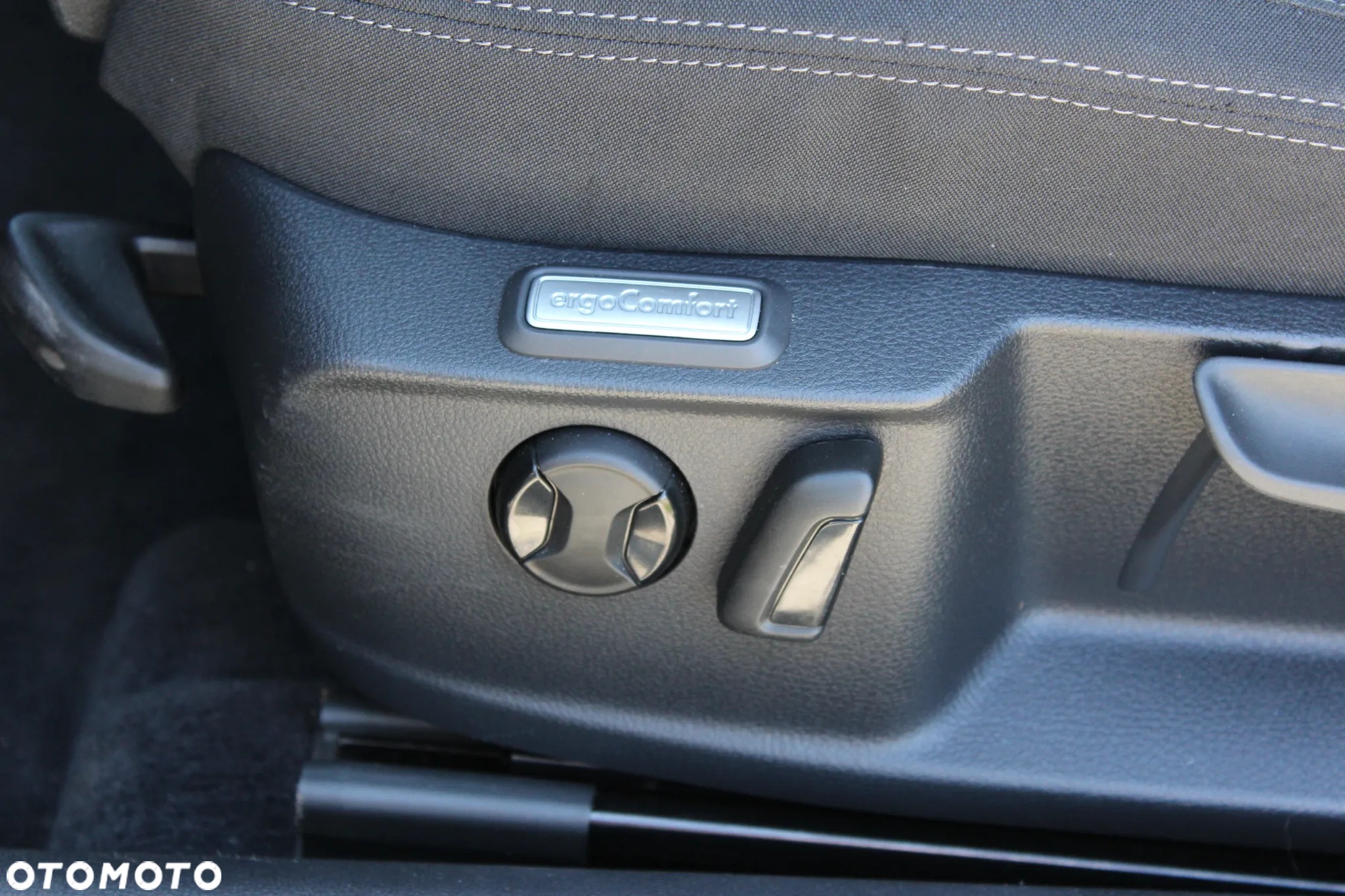 Volkswagen Passat 1.6 TDI BMT Trendline - 11