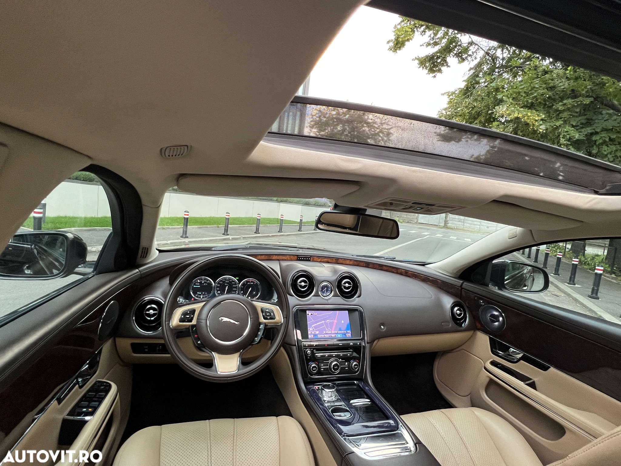 Jaguar XJ 3.0 V6 Premium Luxury Aut LWB - 21