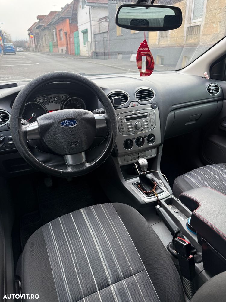 Ford Focus 1.6 TDCI 90 CP Trend - 3