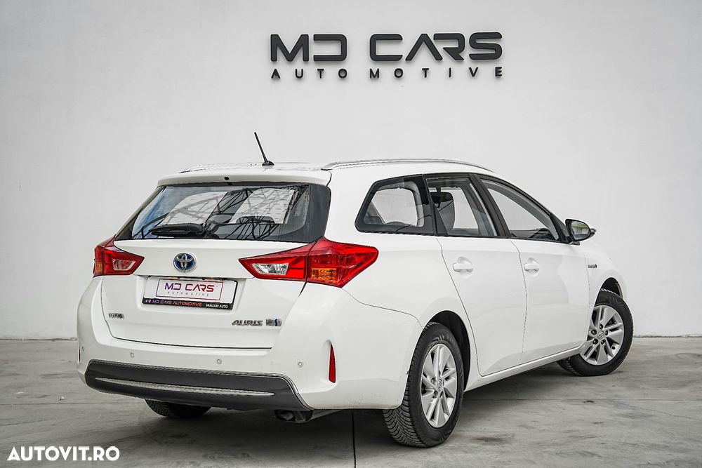 Toyota Auris - 4