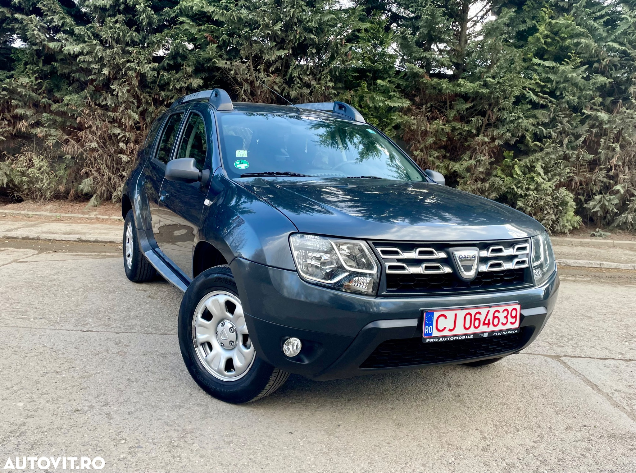 Dacia Duster 1.5 dCi 4x2 Laureate - 3