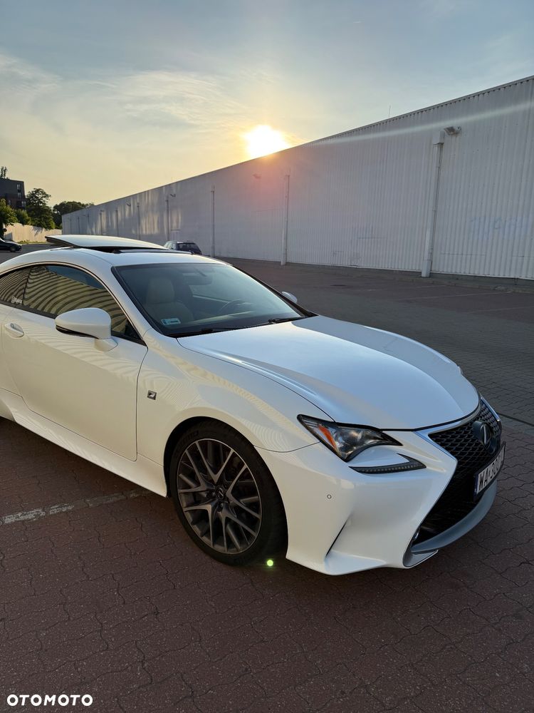 Lexus RC 200t / 300 F Sport - 2