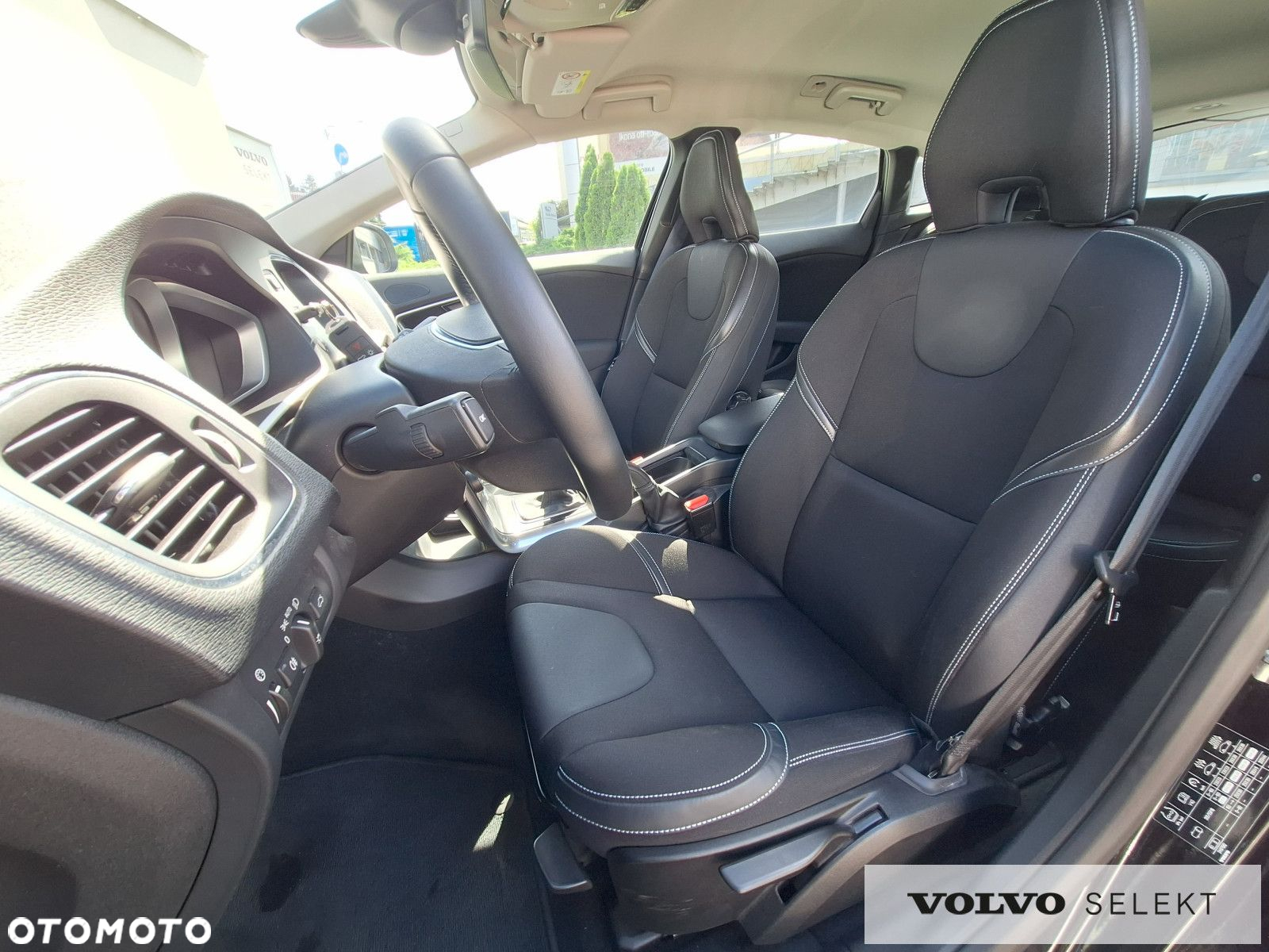 Volvo V40 - 10