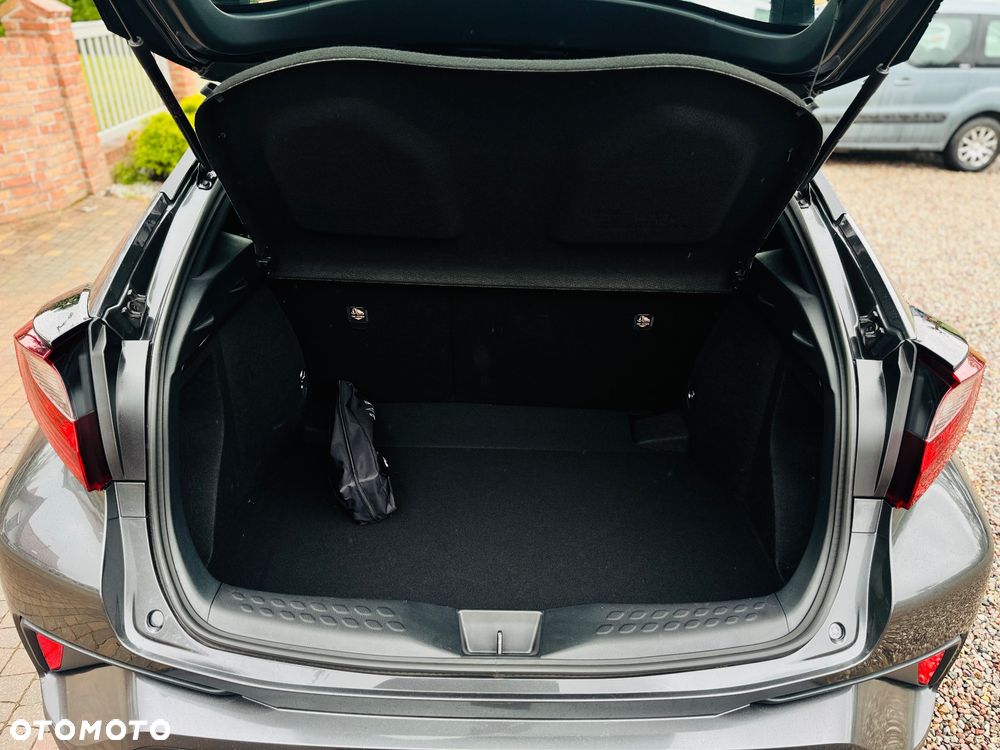 Toyota C-HR 1.8 Hybrid Executive - 19