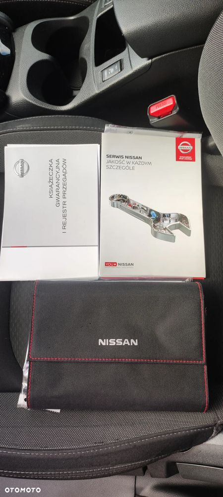 Nissan Qashqai 1.3 DIG-T N-Connecta DCT - 22