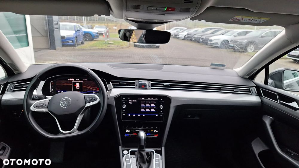 Volkswagen Passat 1.5 TSI EVO Essence DSG - 8
