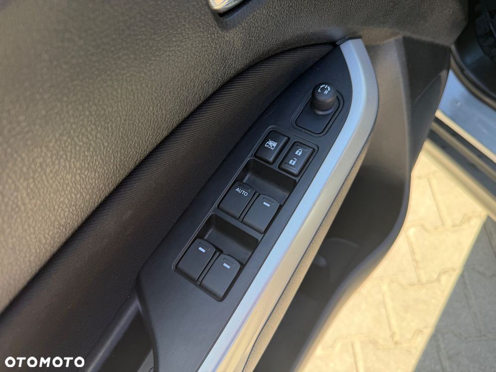 Suzuki Vitara 1.6 Comfort 2WD - 21